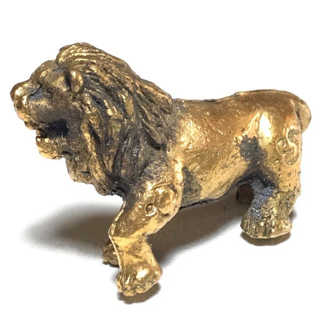 Sacred Lion Amulet of Ajarn Bua 2519 BE - Image 9