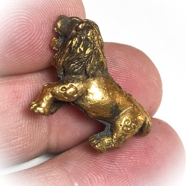 Sacred Lion Amulet of Ajarn Bua 2519 BE - Image 8