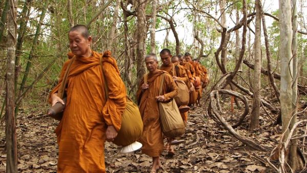 Thai Forest Monks on Tudong