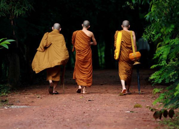 Tudong Monks
